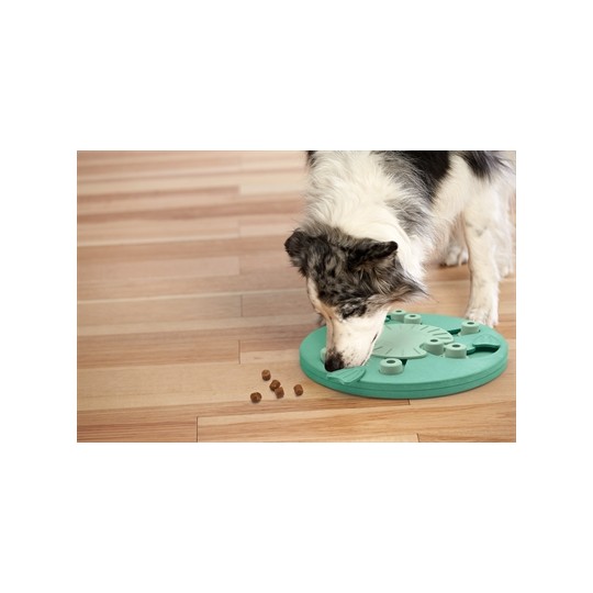 Nina Ottosson Dog Worker Composiet