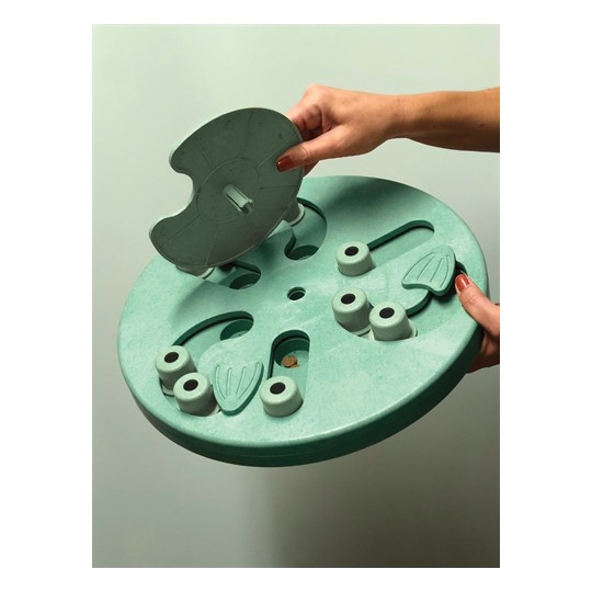 Nina Ottosson Dog Worker Composiet